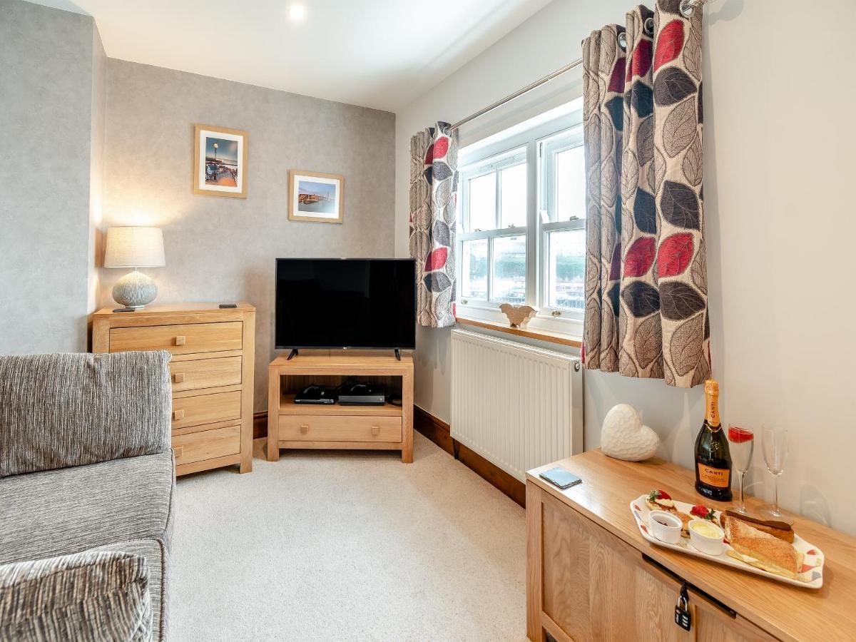 Nans Cottage - Uk43350 ウィットビー エクステリア 写真