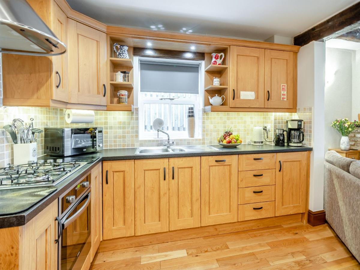 Nans Cottage - Uk43350 ウィットビー エクステリア 写真